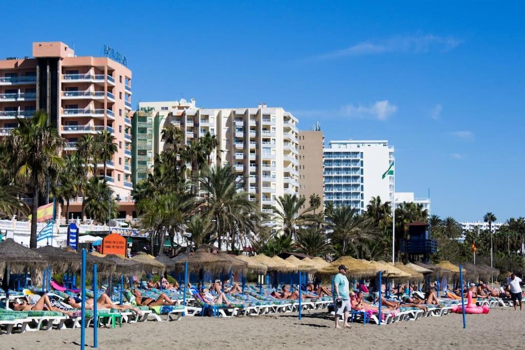 Benalroma Spacious Apartment 50 Mt From The Beach Benalmadena Exterior photo