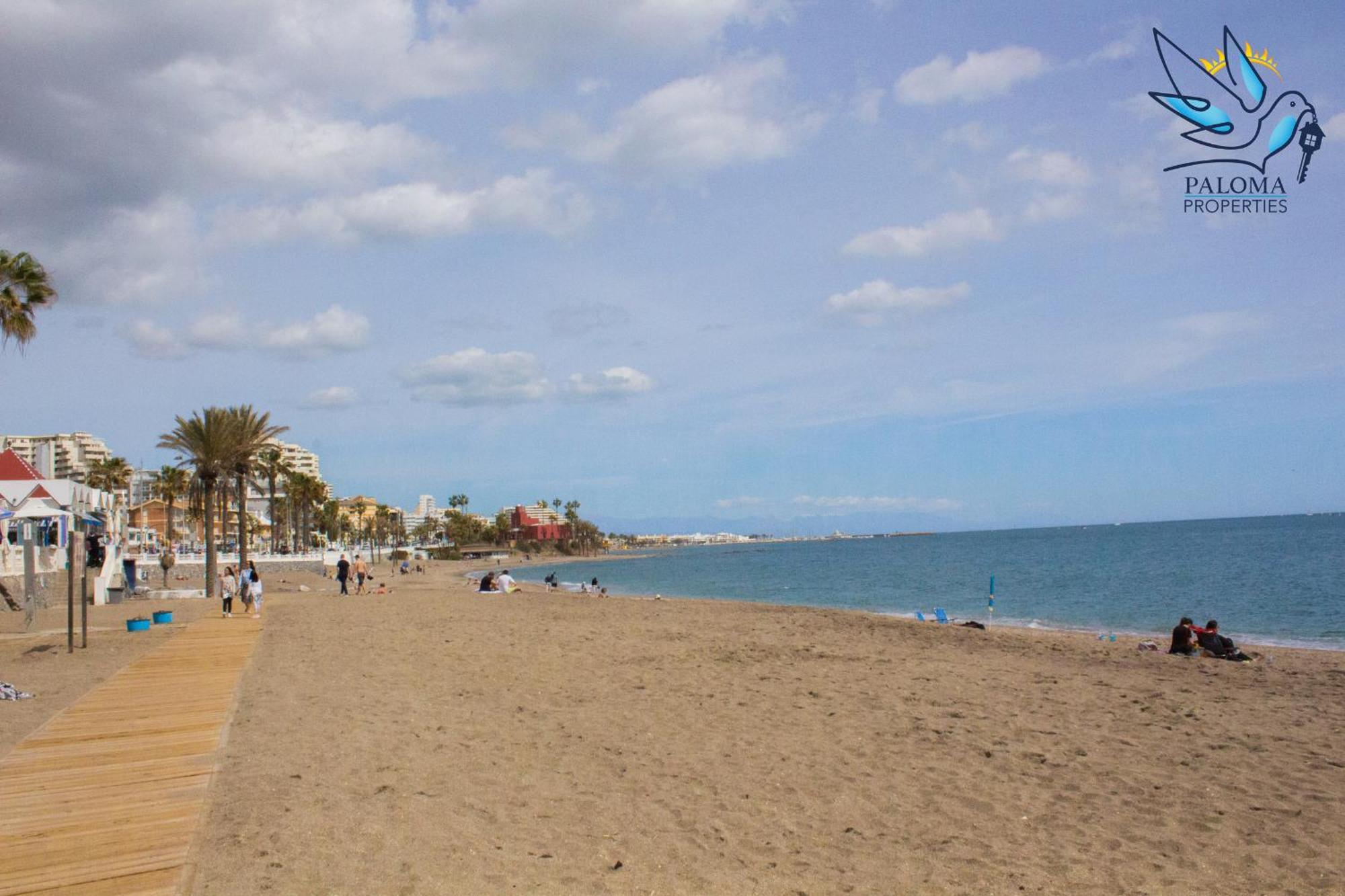 Benalroma Spacious Apartment 50 Mt From The Beach Benalmadena Exterior photo