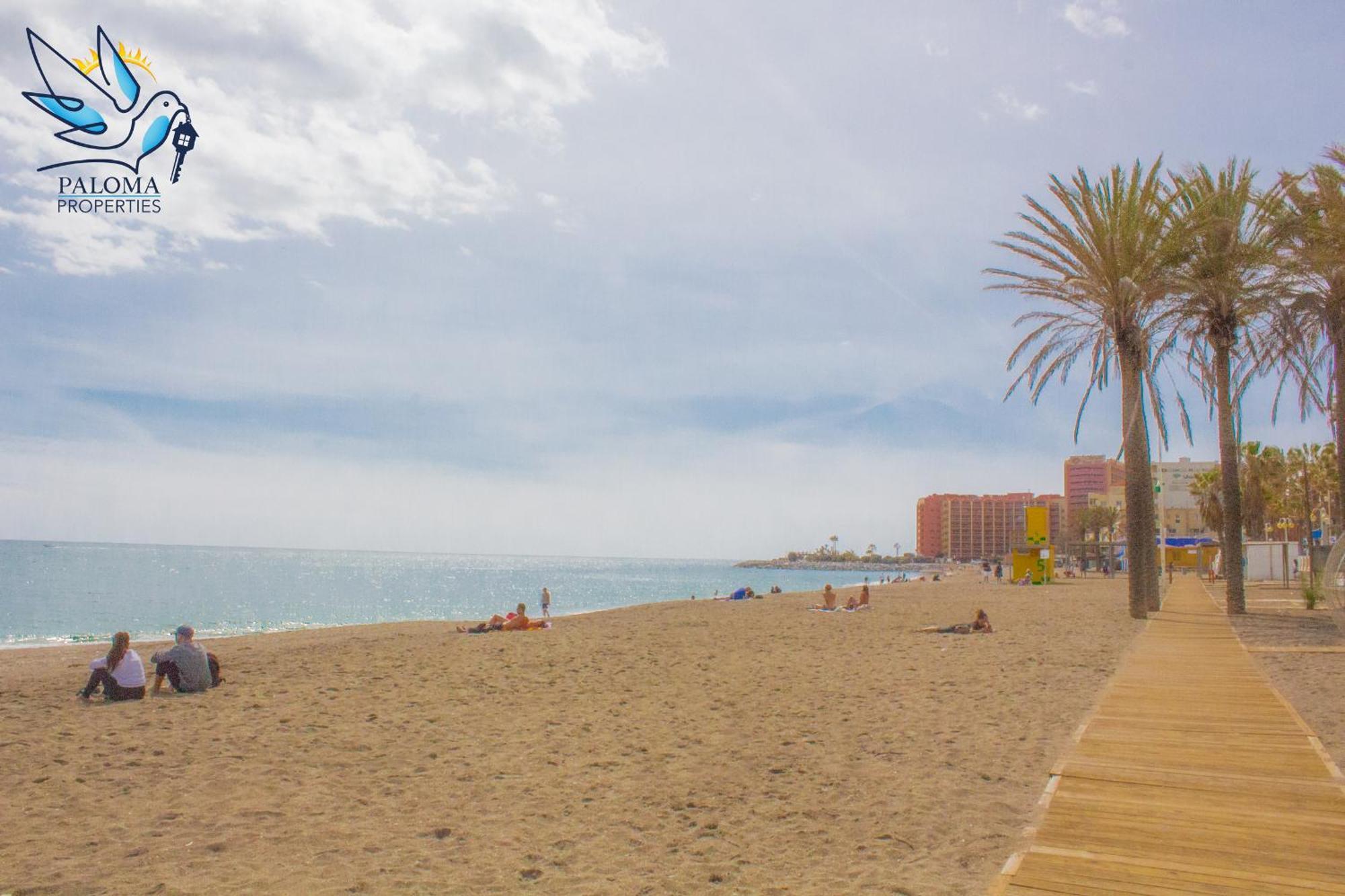 Benalroma Spacious Apartment 50 Mt From The Beach Benalmadena Exterior photo